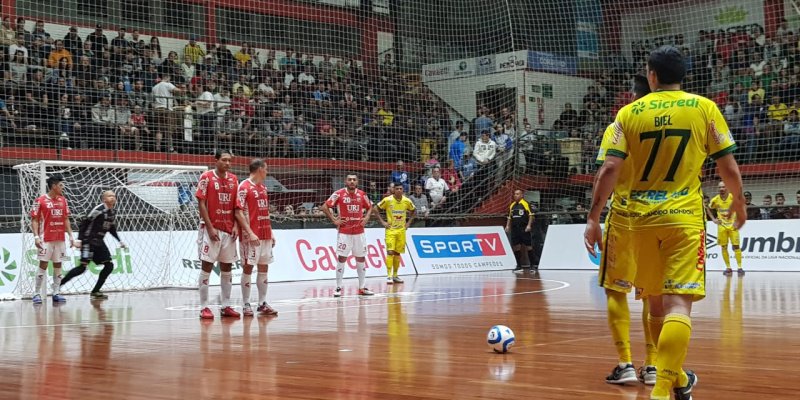 Ap&oacute;s placar adverso em Erechim, Copagril Futsal enfrenta o Guarapuava pela S&eacute;rie Ouro