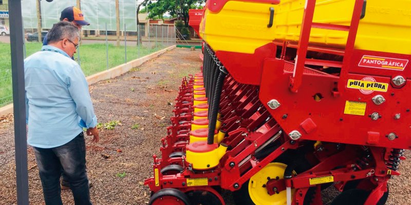 Copagril realiza a&ccedil;&atilde;o promocional de maquin&aacute;rios agr&iacute;colas