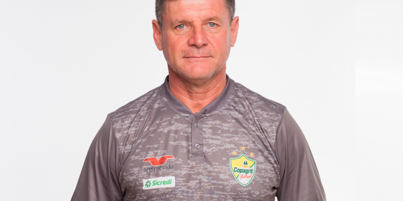 Paulinho Sananduva n&atilde;o ser&aacute; t&eacute;cnico da Copagril Futsal em 2019
