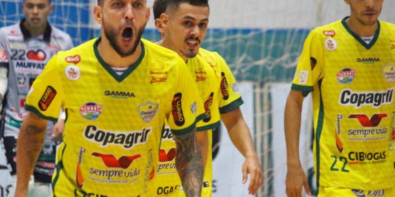 Copagril vence o Cascavel e t&eacute;cnico destaca evolu&ccedil;&atilde;o da equipe
