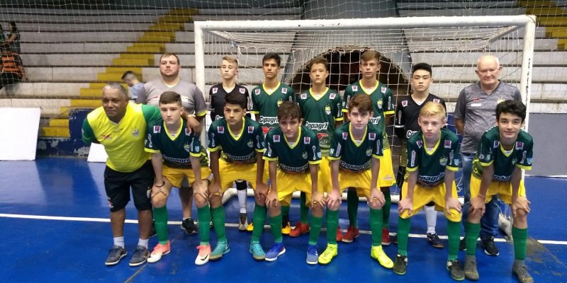 Sub-15 da AACC vence duas vezes na 1&ordf; fase do Paranaense