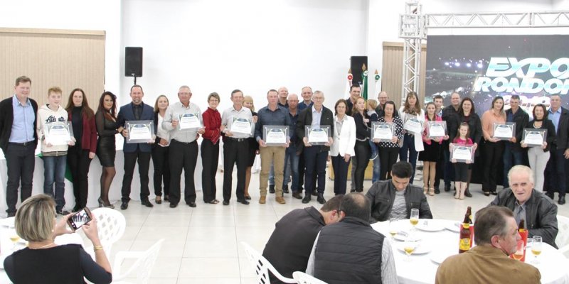 Associados da Copagril est&atilde;o entre os agraciados do Pr&ecirc;mio Produtor Destaque 