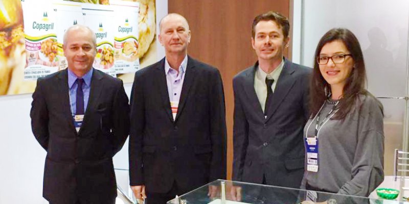 Copagril participa da maior feira de avicultura e suinocultura do Brasil