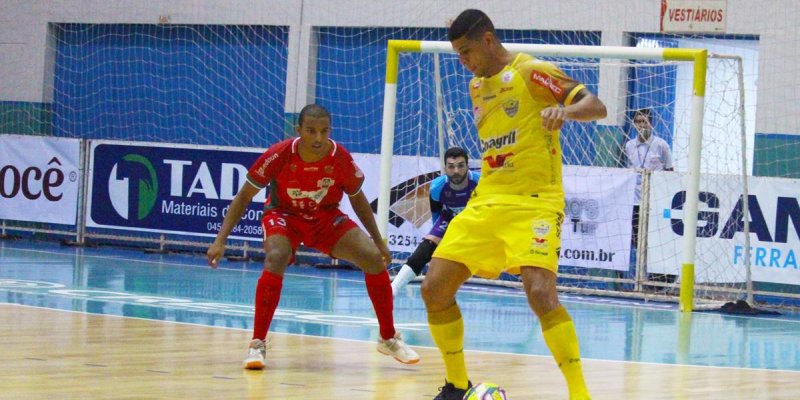 AACC Copagril enfrenta o Toledo em casa hoje pelas quartas de final da Liga Futsal Paran&aacute;