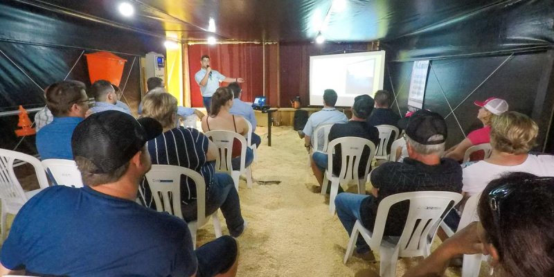 Palestras sobre biosseguridade integram programa&ccedil;&atilde;o do Dia de Campo Copagril