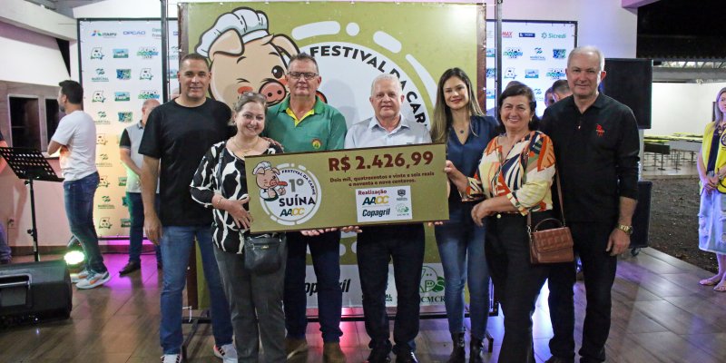 AACC realiza entrega de fundos arrecadados durante 1&ordm; Festival da Carne Su&iacute;na