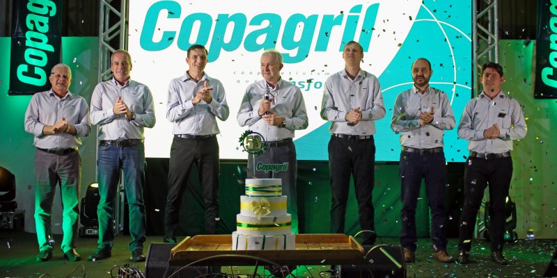 Celebra&ccedil;&atilde;o dos 53 anos da Copagril fortalece la&ccedil;os com associados