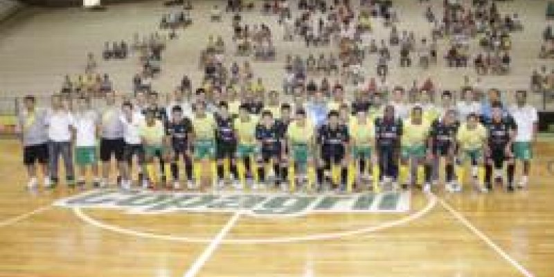 Copagril/Sempre Vida/Dalponte/MCR Futsal realizou primeiro amistoso                            
