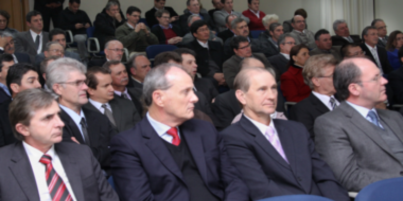 F&oacute;rum dos Presidentes das Cooperativas Paranaenses