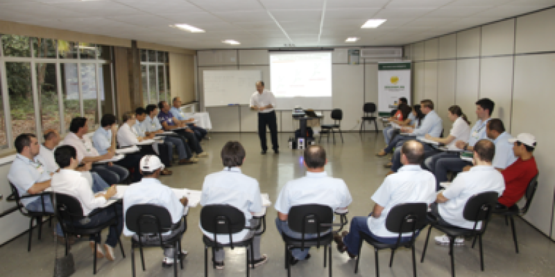 Desenvolvimento de l&iacute;deres