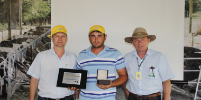 Produtores recebem premia&ccedil;&atilde;o do concurso de melhor qualidade da silagem