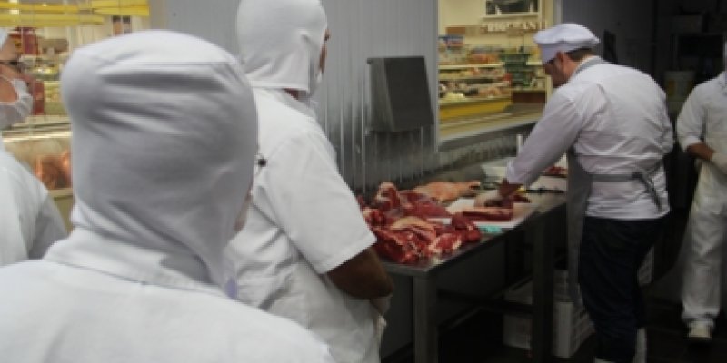 Copagril e Cooperalian&ccedil;a ofertam treinamento de carnes nobres a a&ccedil;ougueiros