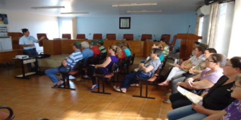  Produtores de leite de S&atilde;o Jos&eacute; recebem treinamento sobre a IN 62