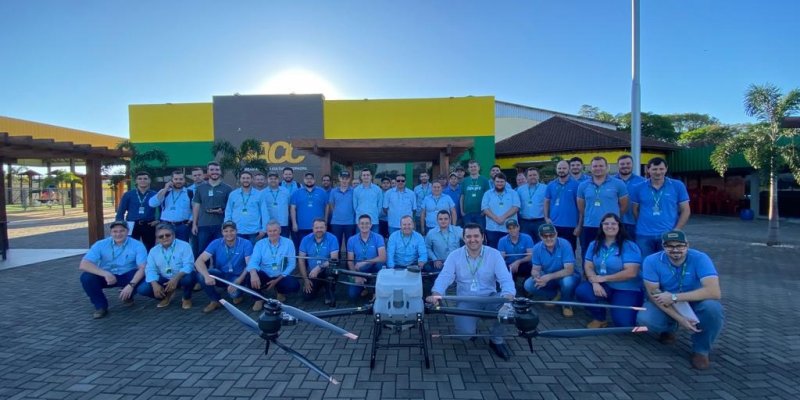 Equipe t&eacute;cnica da Copagril participa de treinamento com drone