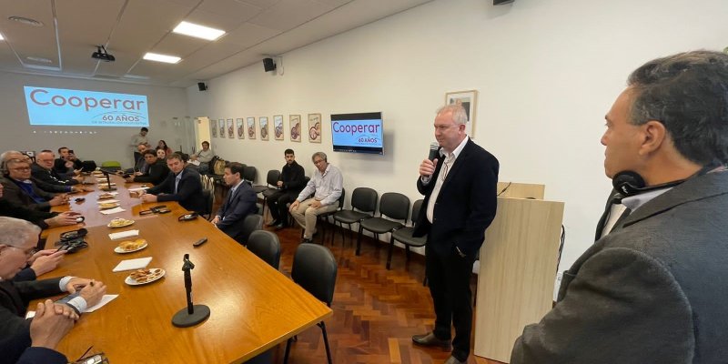 Presidente da Copagril participa de miss&atilde;o cooperativista na Argentina